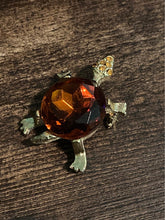 Load image into Gallery viewer, Vintage Amber rhinestone Turtle pin/brooch
