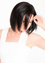Load image into Gallery viewer, Cafe&#39; Chic- EDGY BOB WITH BOTTOM LAYERS!!
